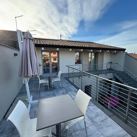 Bed & Breakfast Lo Scrigno 3*